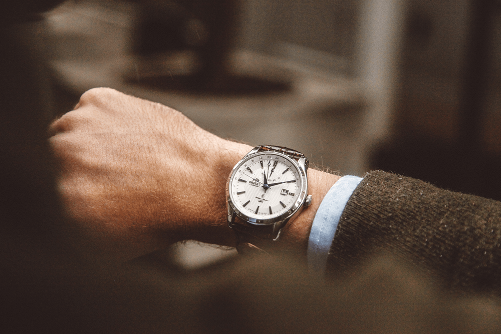 How to Set a GMT, Dual Time, and World Time Watch - Orient Watch USA