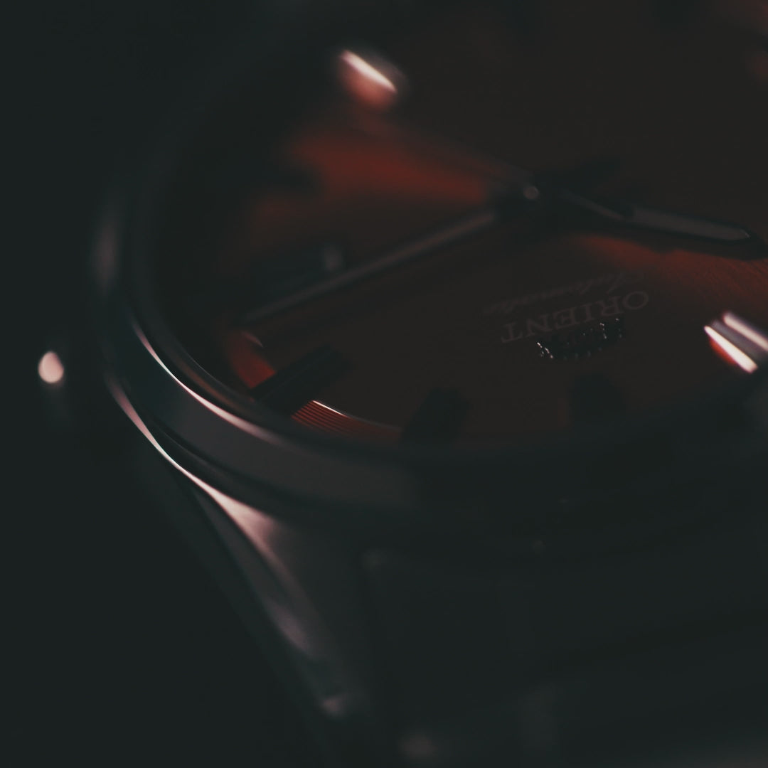 Orient Stretto Date
